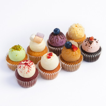8 cupcakes set