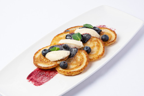 Оладьи с томленой сметаной